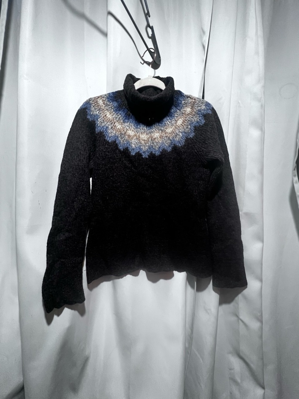 Garnet Hill Merino Wool Turtleneck Sweater Nordic Fair Isle Black Blue Womens M - Picture 3 of 5